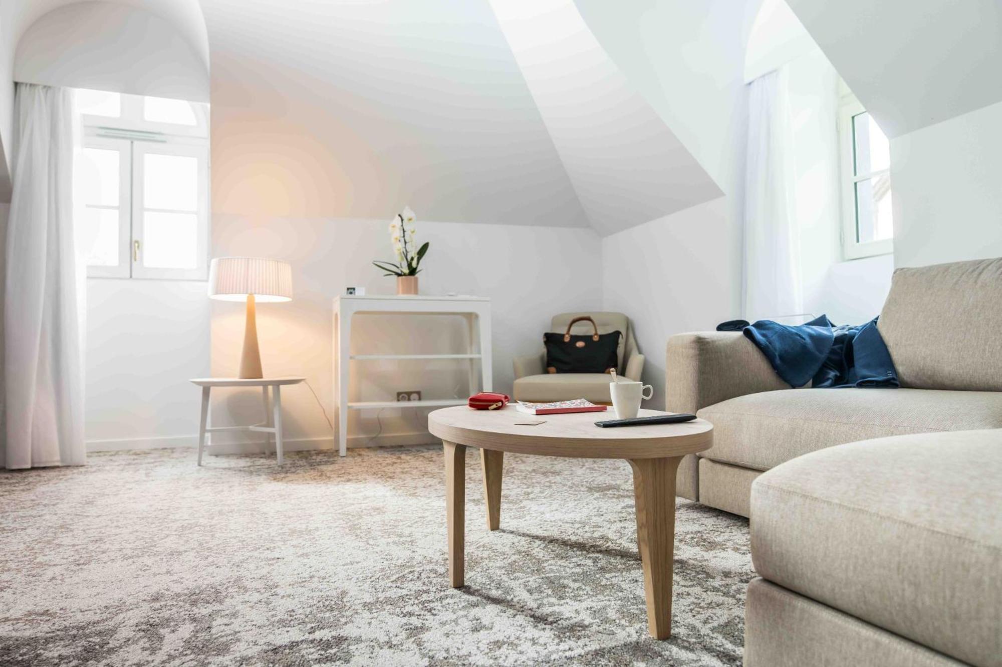 Dolce By Wyndham Versailles - Domaine Du Montcel Jouy-en-Josas Exteriör bild